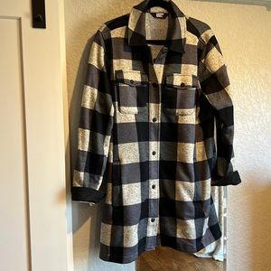 Shirt-Jacket for casual looks with jeans or sweats.